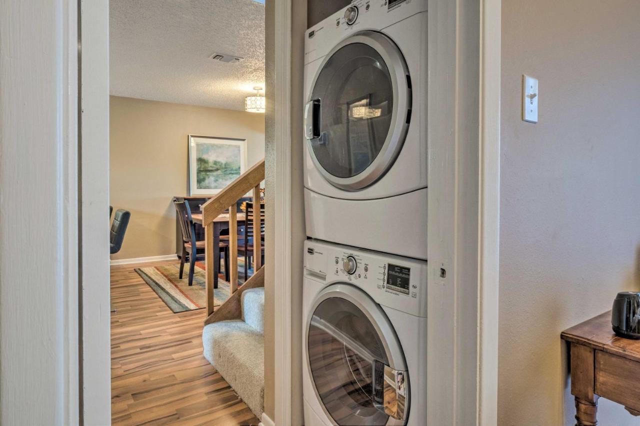 Townhome - Near Lbj!